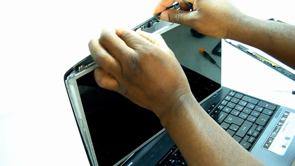 webcam-repair-replacement 3 Samsung Laptop Camera Repair