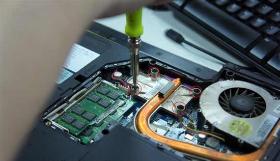 fan-repair-replacement 5 laptop clean fan 4